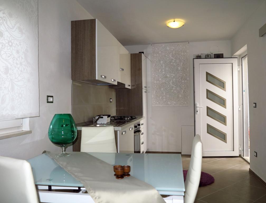 Apartments Rotiroti 자다르 객실 사진